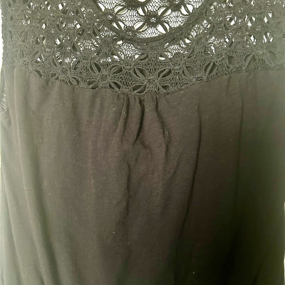 Loft cute sleeveless black top, size XXL.